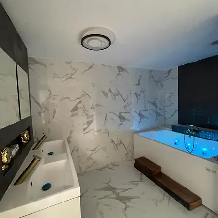 Apartament Lägenhet